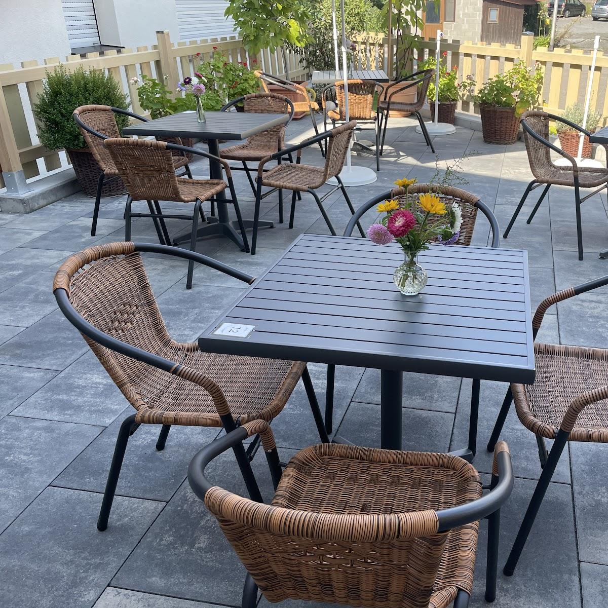 Restaurant "Wiesnblick Café & Zimmer" in Aidhausen