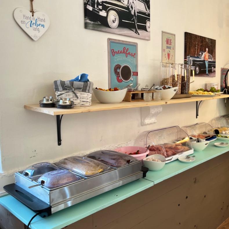 Restaurant "Café Elsbeth" in Hillerse