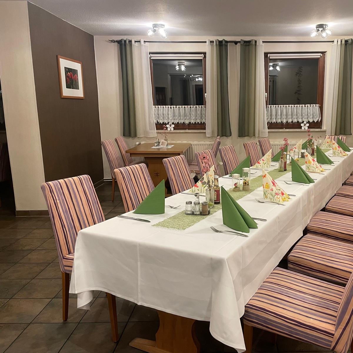 Restaurant "Zur Schmiede" in Lalendorf