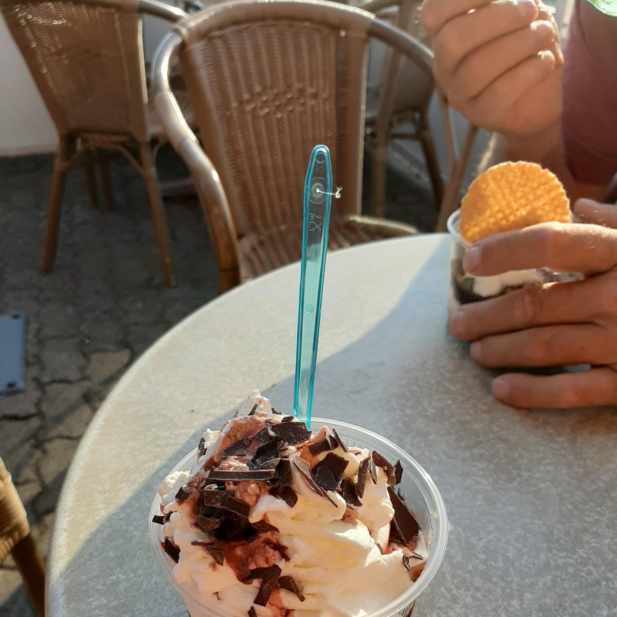 Restaurant "Vietgest Eiscafe" in Lalendorf