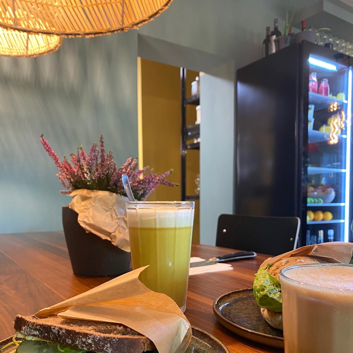 Restaurant "Nina‘s Deli" in Dreieich