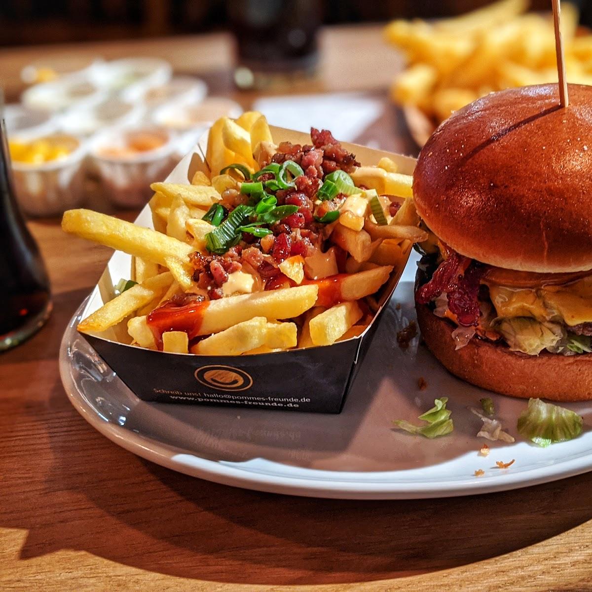 Restaurant "POMMES FREUNDE MTZ" in Sulzbach (Taunus)