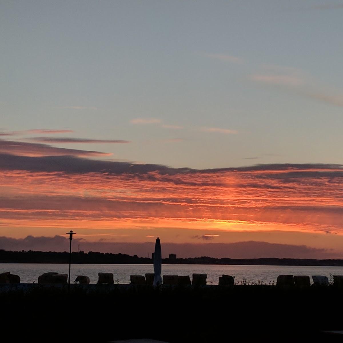 Restaurant "r Strandkiosk" in Laboe