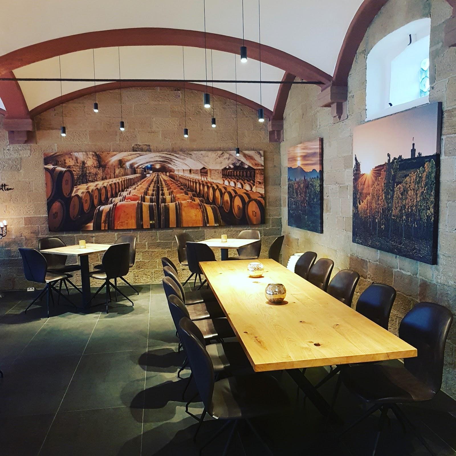 Restaurant "Q-Kapelle Weinlounge" in Forst an der Weinstraße