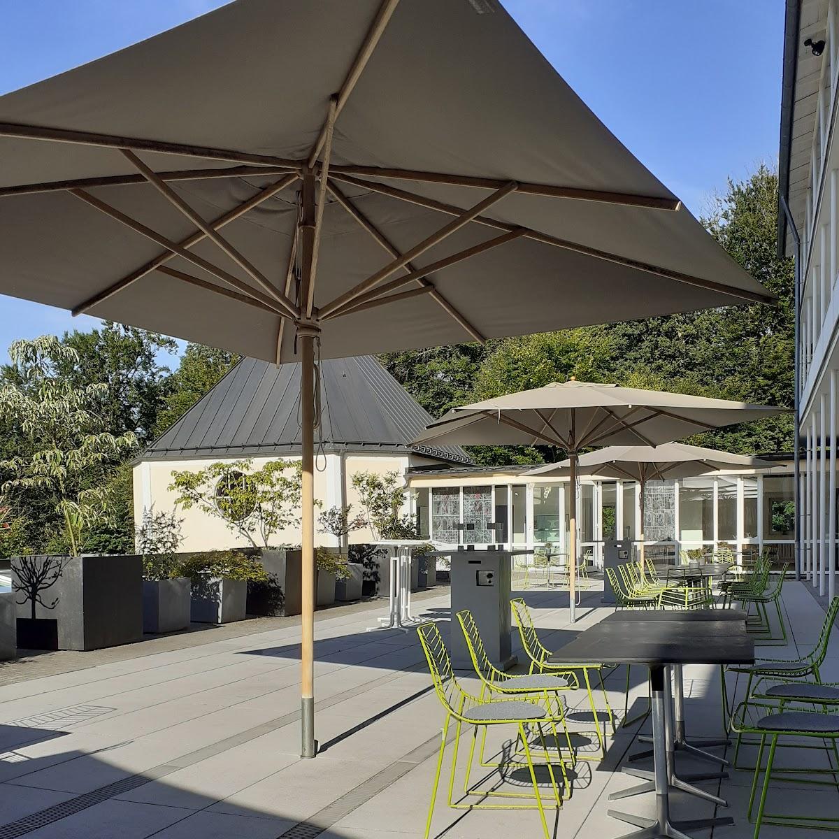 Restaurant "Martin-Niemöller-Haus" in Schmitten