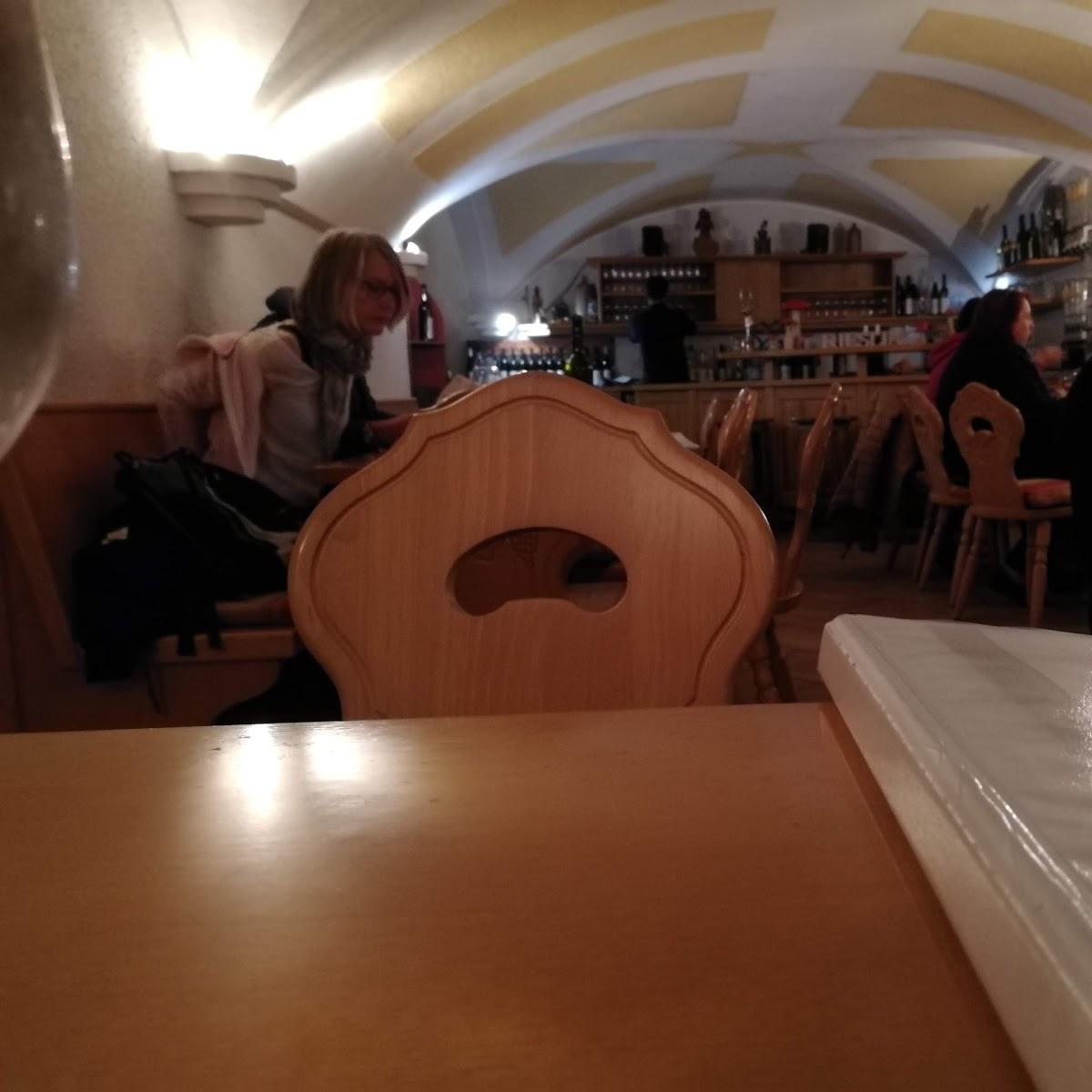 Restaurant "Straußwirtschaft  Im Spundloch " in Kröv