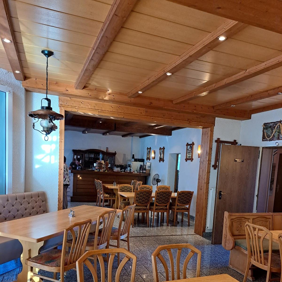 Restaurant "Pension und Gutsweinschänke Müllers" in Kröv