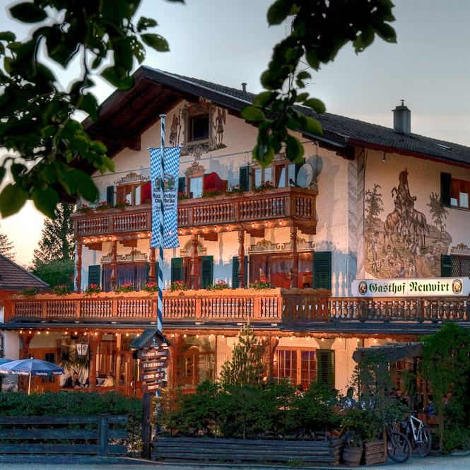 Restaurant "Gasthof Neuwirt" in Holzkirchen
