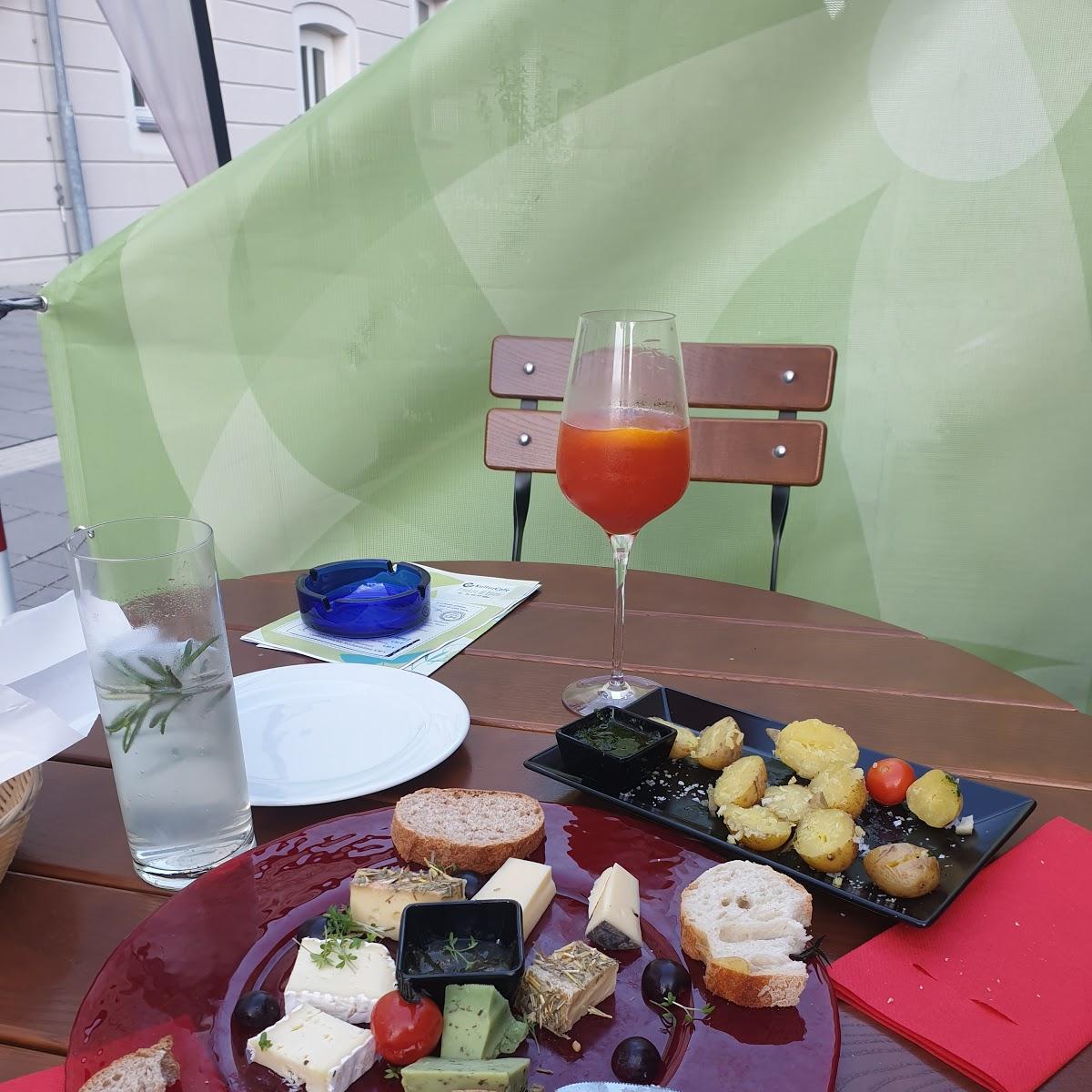 Restaurant "Kultur Cafe" in Holzkirchen