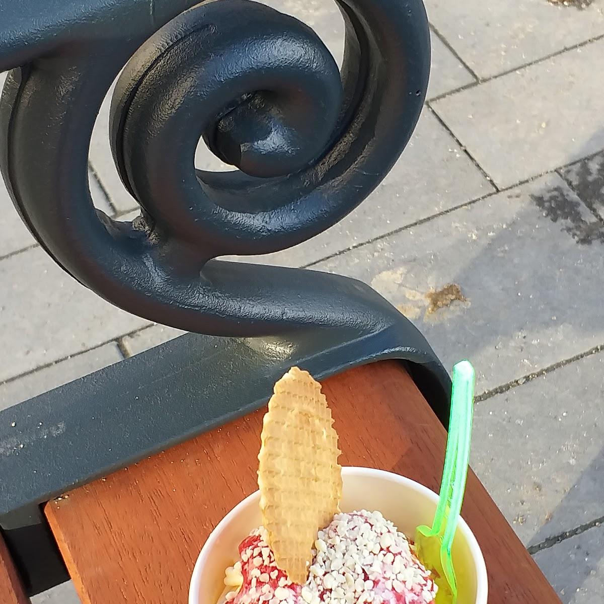 Restaurant "Café Glogers Eis" in Schöningen