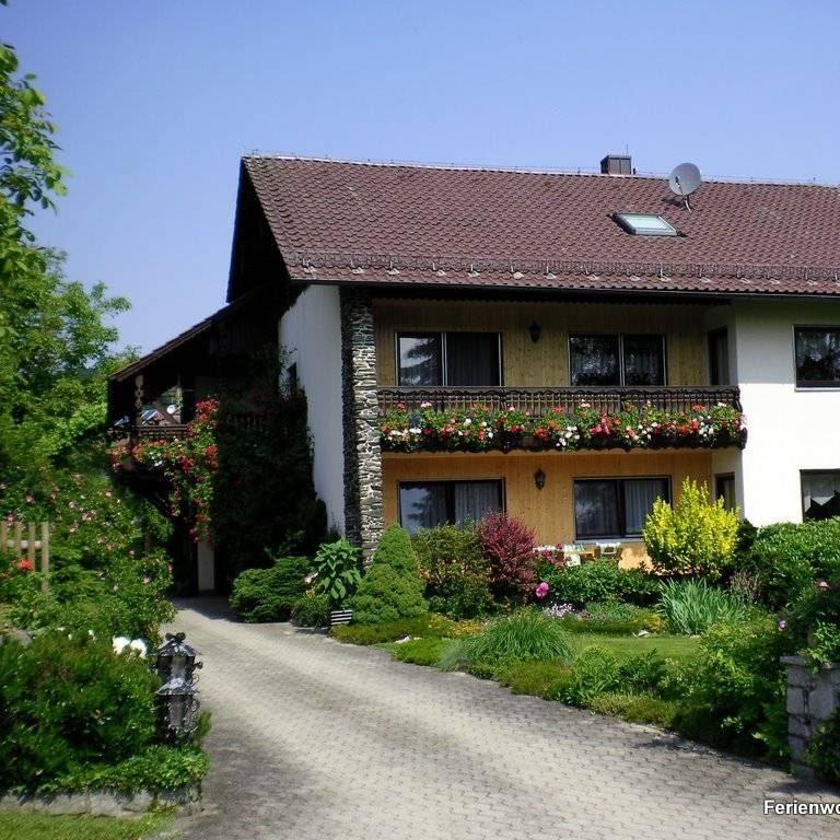 Restaurant "Ferienwohnungen Zach" in Loitzendorf