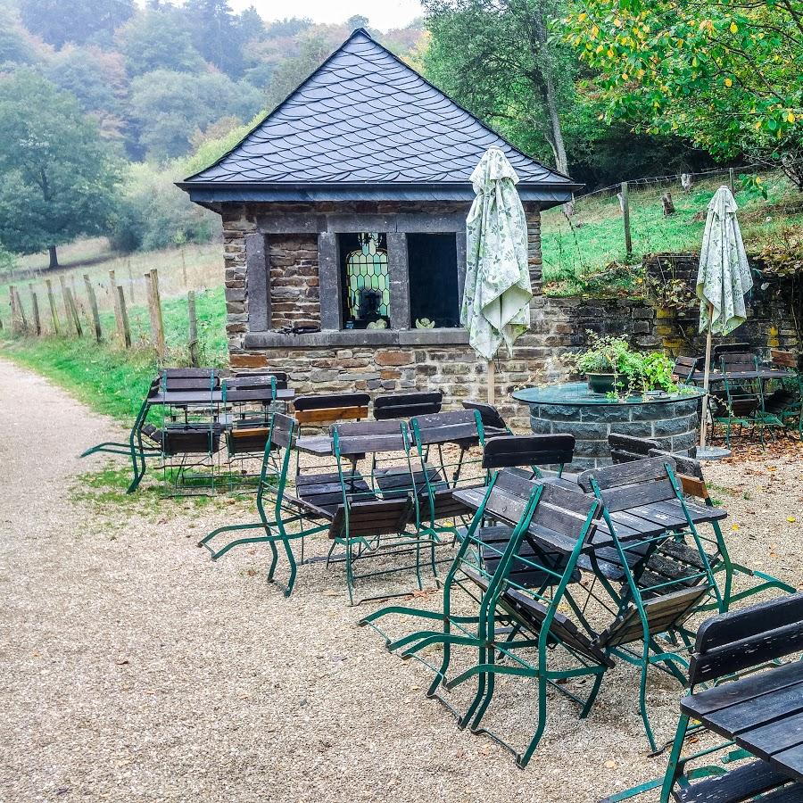 Restaurant "Café-Gasthaus-Bendisberg" in Langenfeld