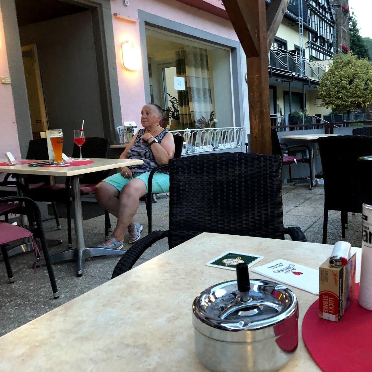 Restaurant "Cafe Moselterrasse" in Klotten