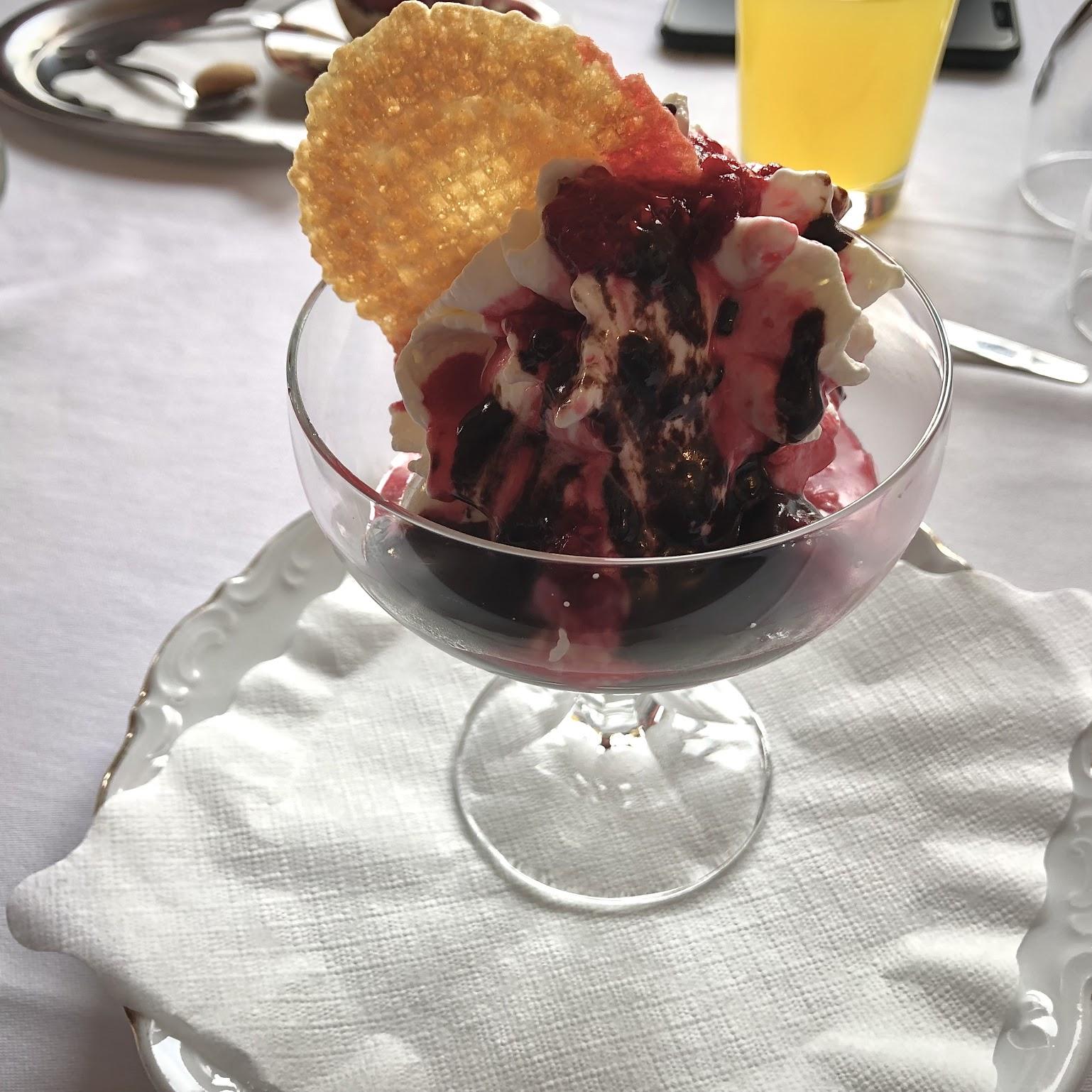 Restaurant "Restaurant Kaisersaal - Lichtspiele" in Münster (Hessen)