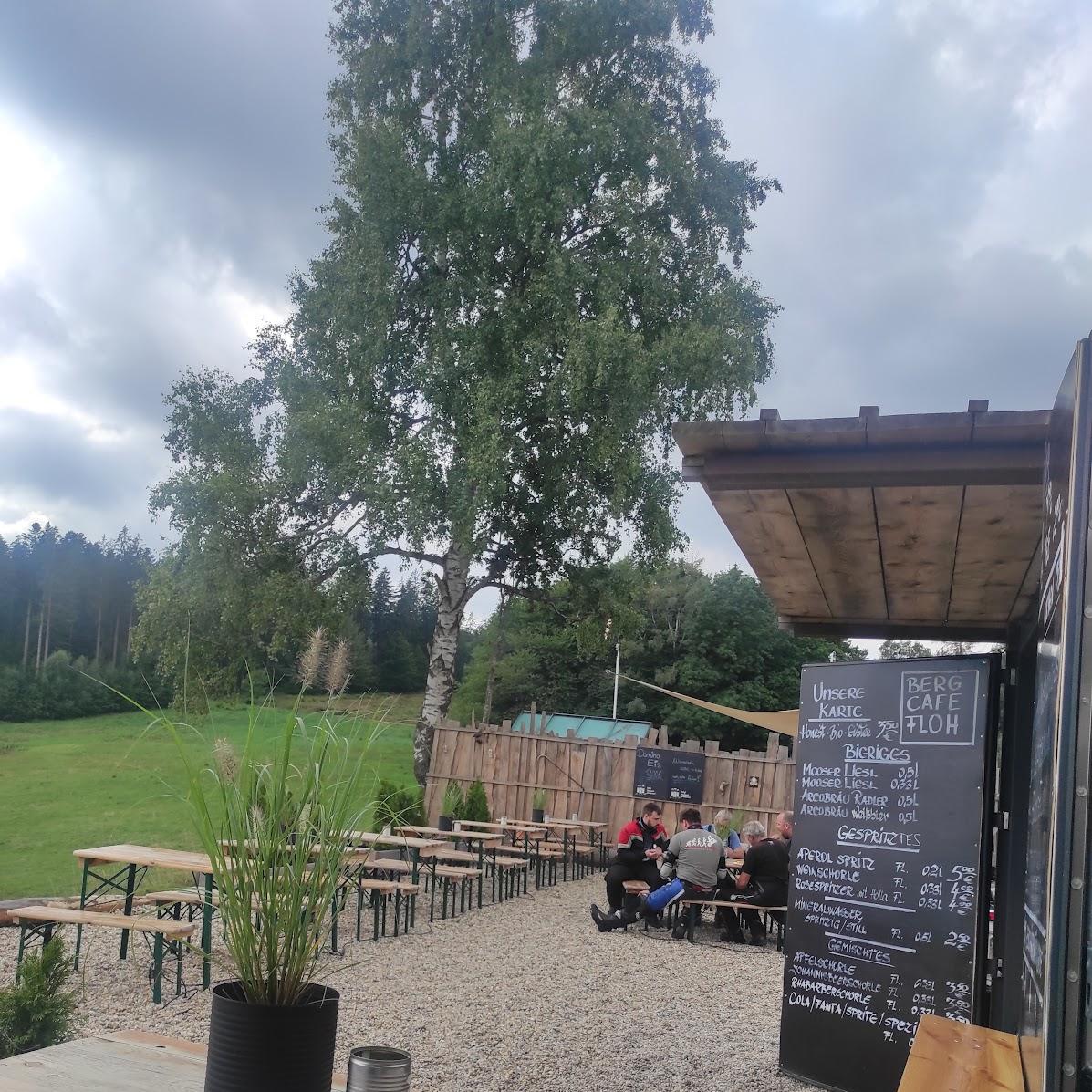 Restaurant "BERG CAFE FLOH" in Schaufling