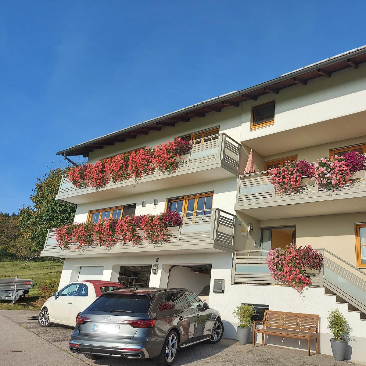 Restaurant "Ferienwohnungen Hirtreiter" in Lalling