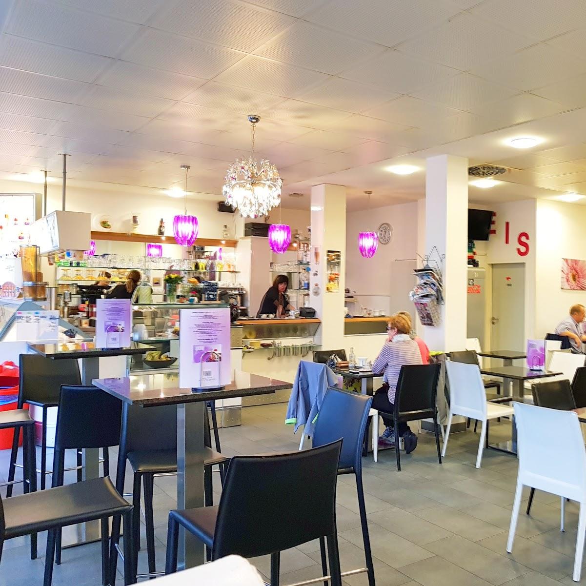 Restaurant "Eiscafé Viavai" in Borkum