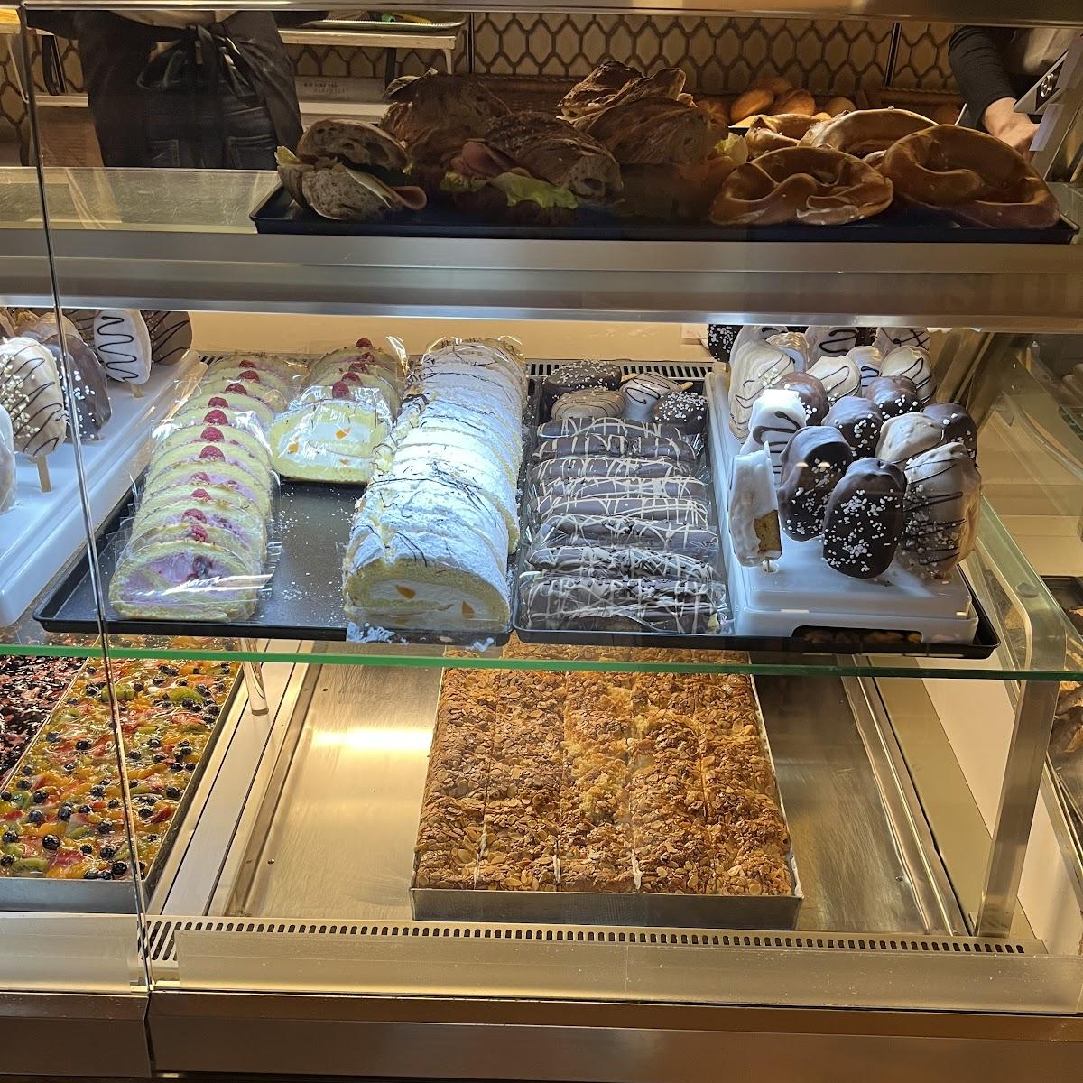 Restaurant "Pizzeria-Bäckerei Kurt" in Dinkelscherben