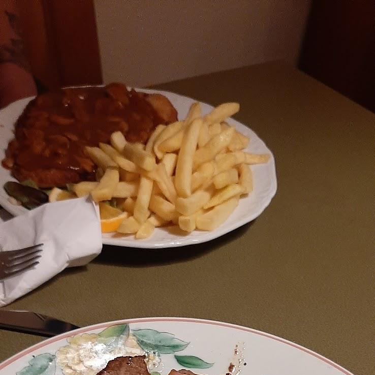 Restaurant "Hotel Zur Linde GmbH & Co. KG" in Heidenburg