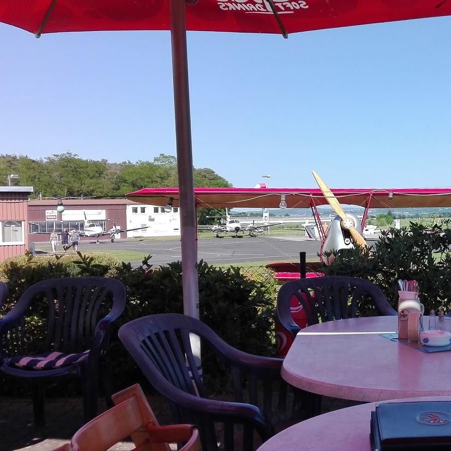 Restaurant "Cafeteria-Restaurant Am Flugplatz" in Großostheim