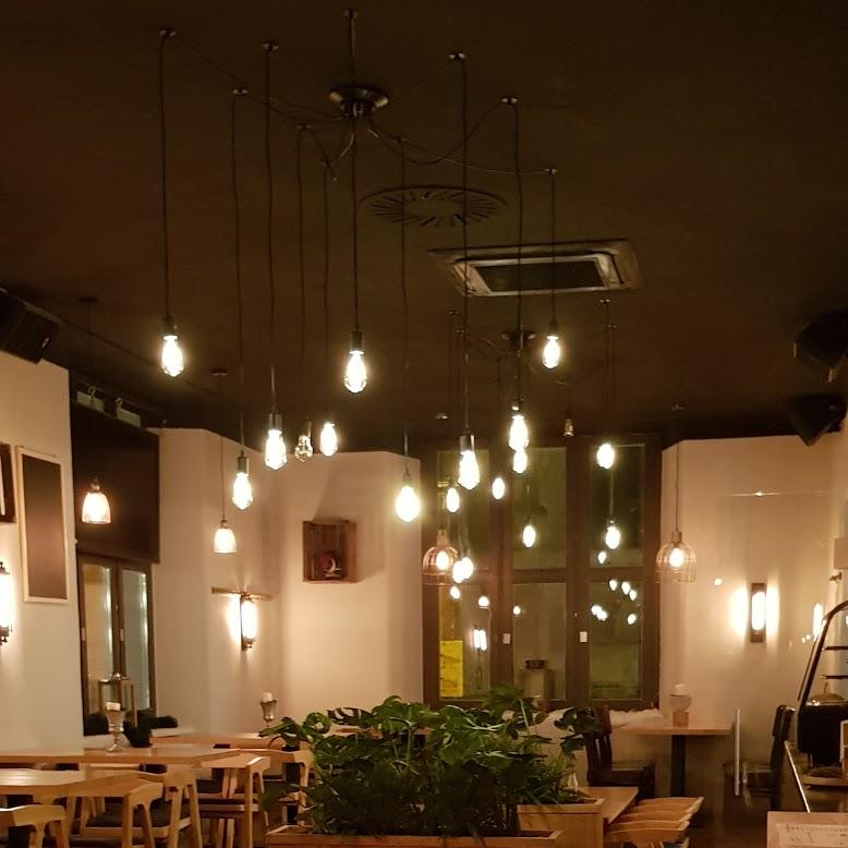 Restaurant "Food&Wood" in Regensburg