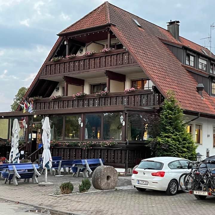 Restaurant "Seehotel Storchenmühle" in Fichtenau