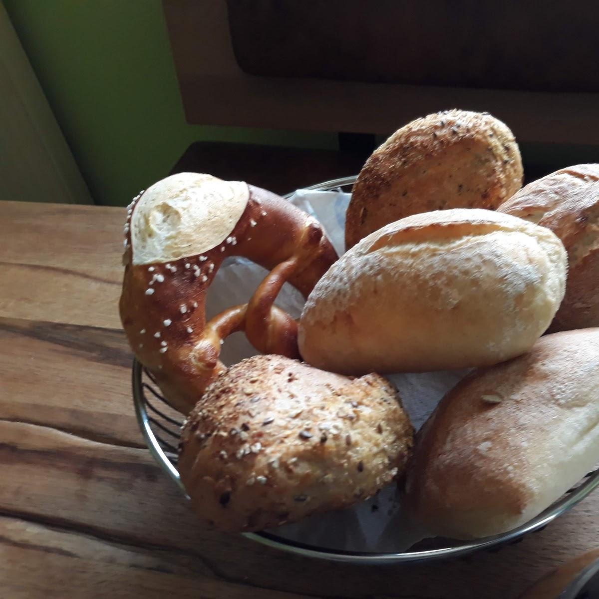 Restaurant "Bäckerei und Cafe Halder" in Scheer