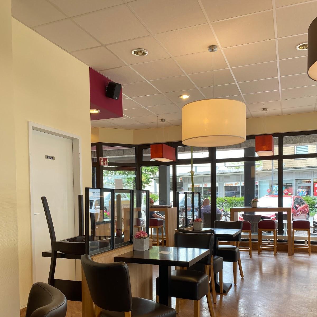 Restaurant "Niehaves Westfalenbäckerei" in Plettenberg