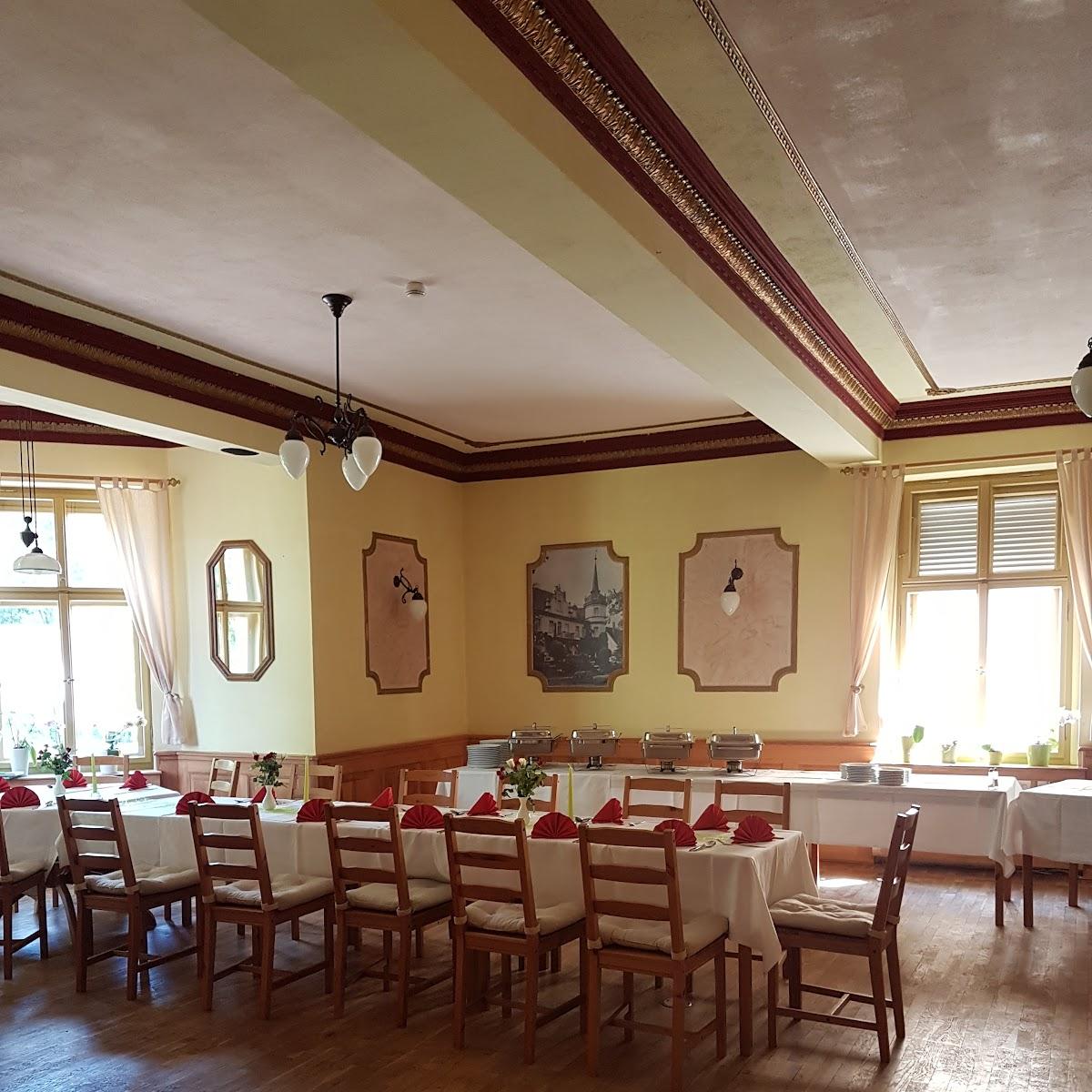 Restaurant "Zum Schloss Löpitz" in Schkopau