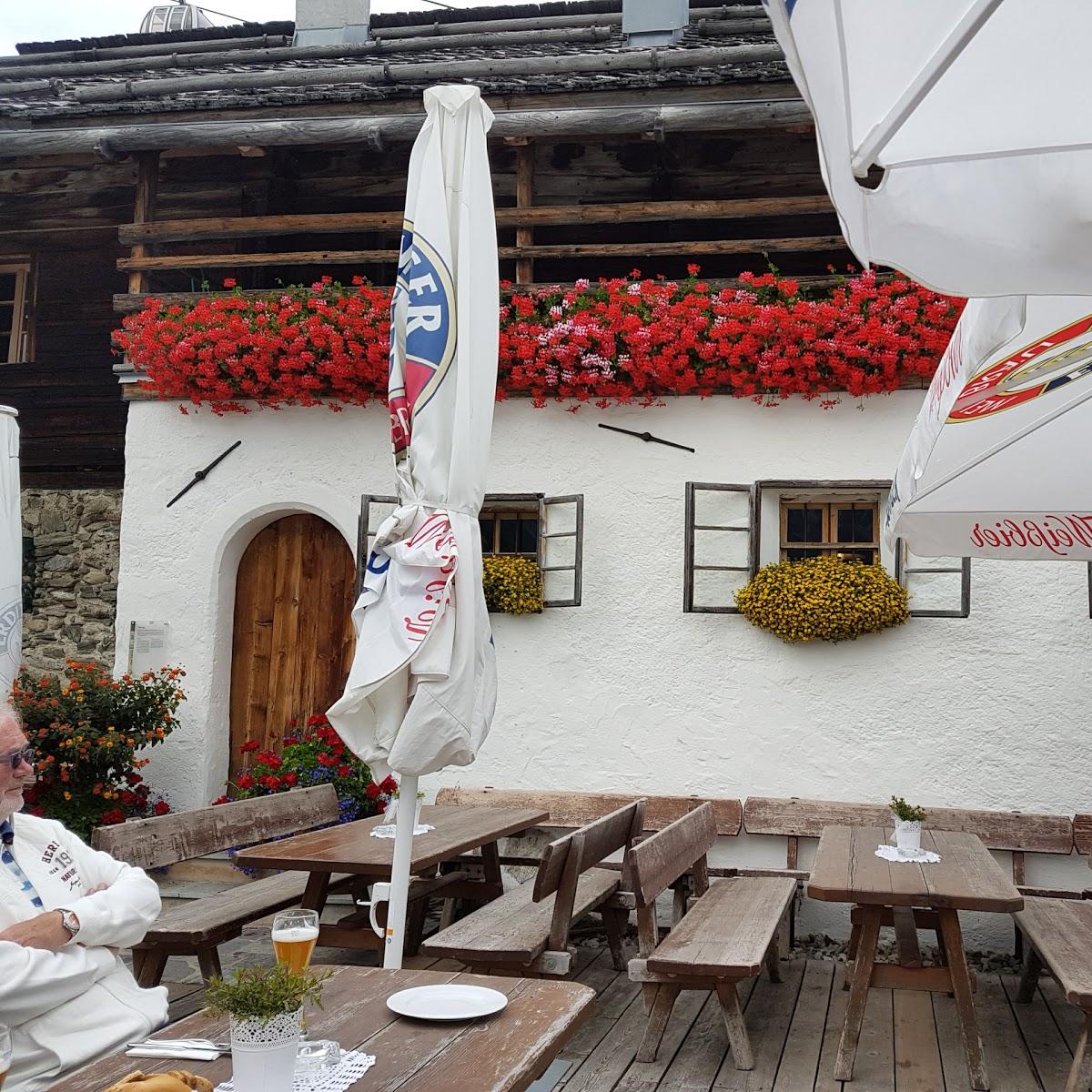 Restaurant "Oberegger Alm" in Sorafurcia