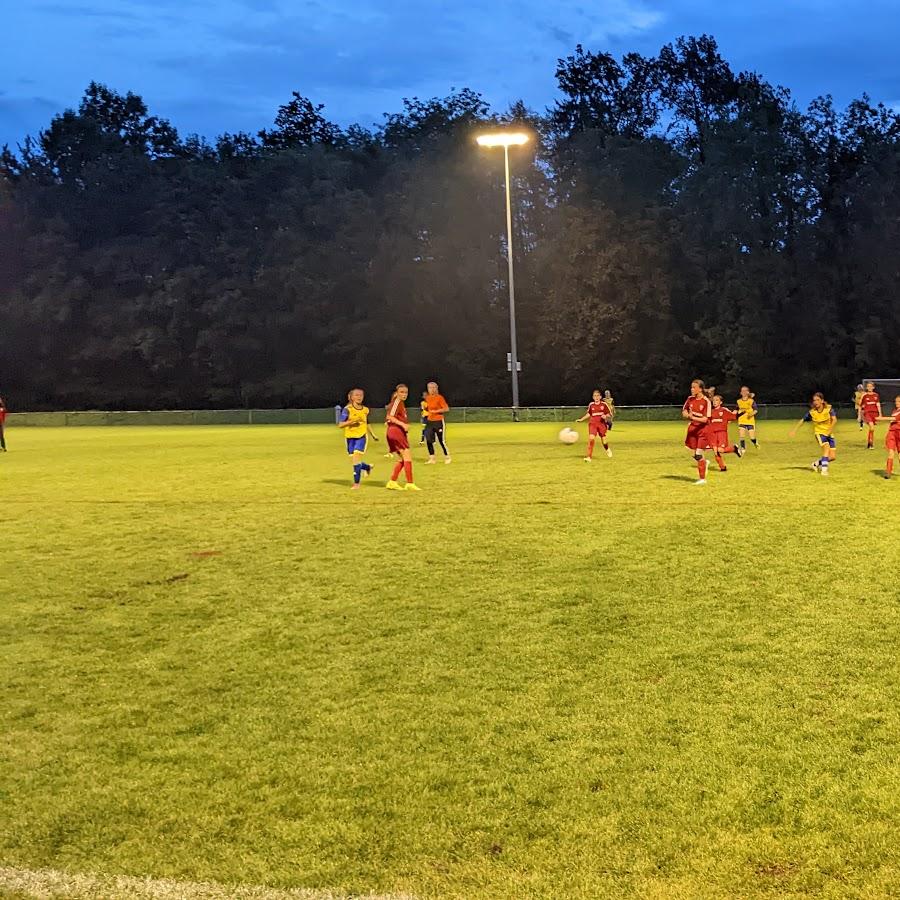 Restaurant "FCLA Vereinslokal Peterswinkel" in Lachen