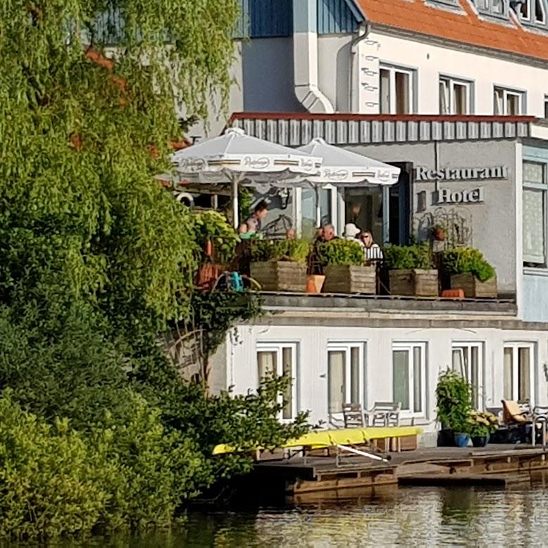 Restaurant "Zum Weissen Ross" in Mölln