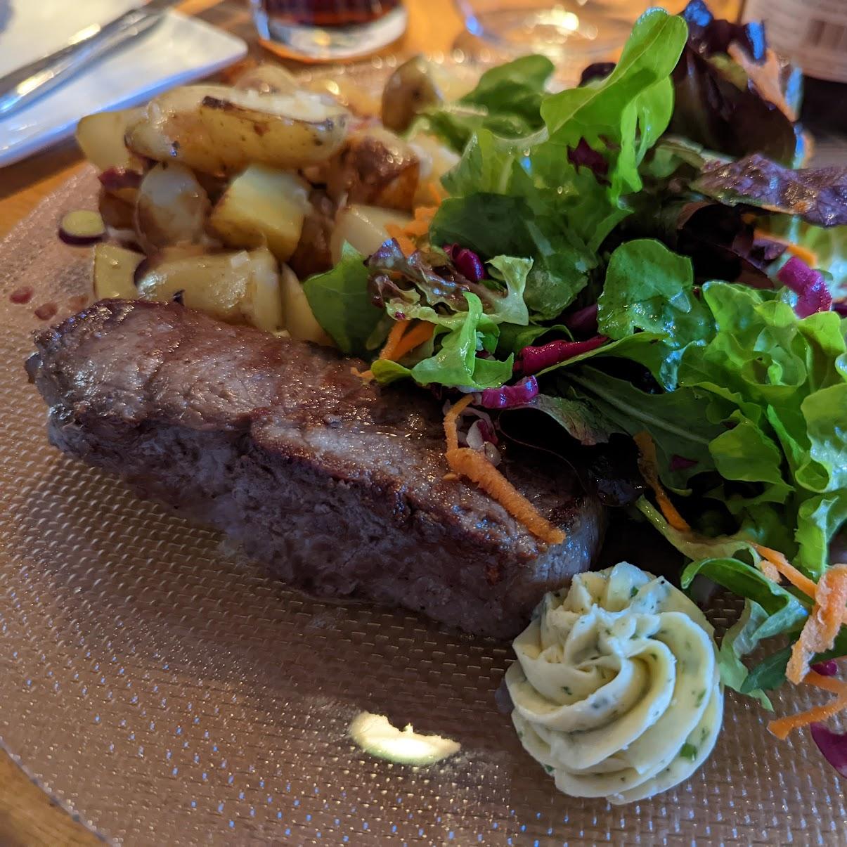 Restaurant " Kaminzimmer  Restaurant in Merker´s Bostalhotel" in Nohfelden