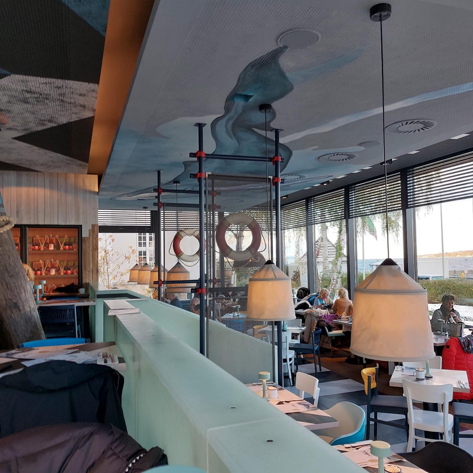 Restaurant "Ahoi Steffen Henssler" in Kiel