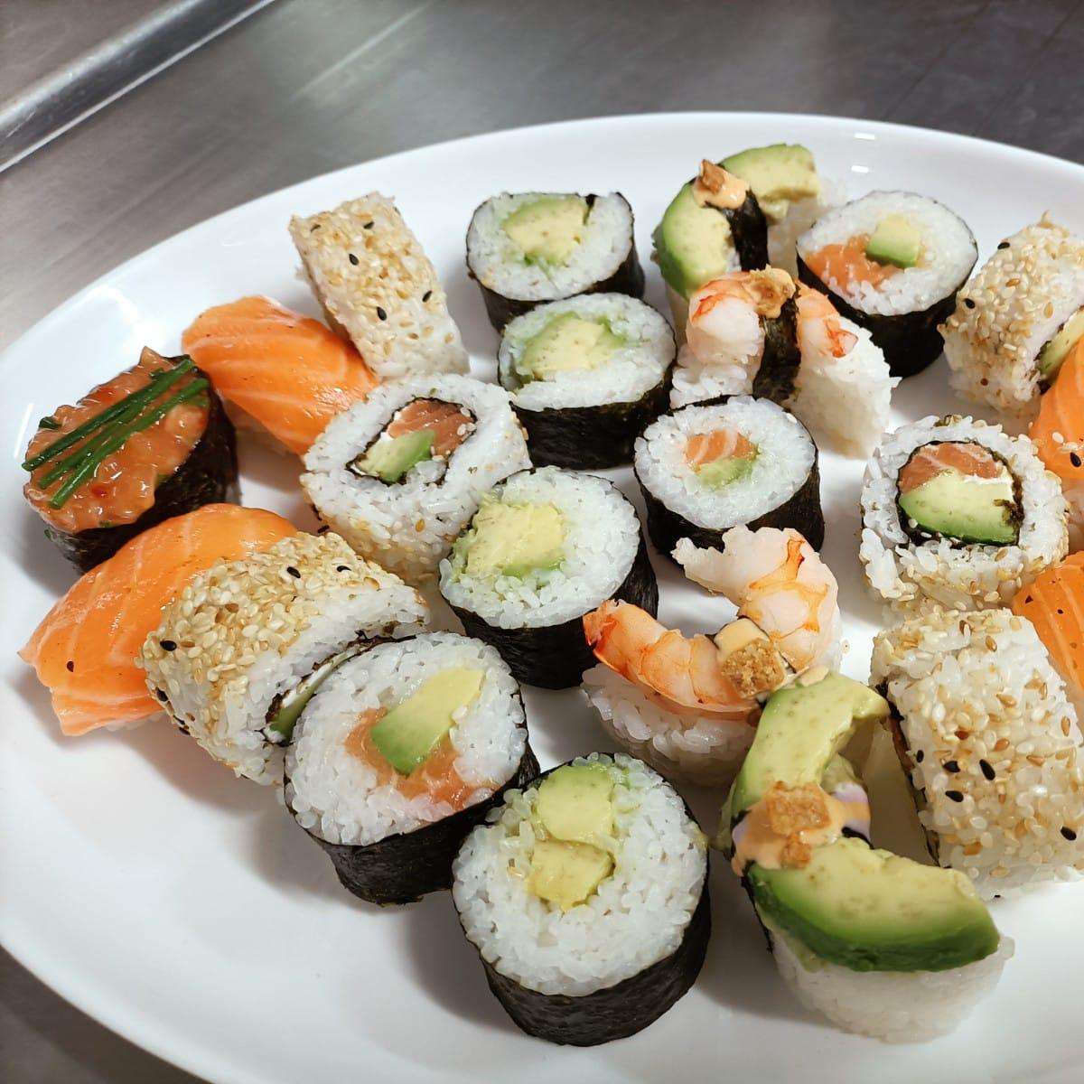 Restaurant "ON`NANOKO - finest Sushi" in Mosbach