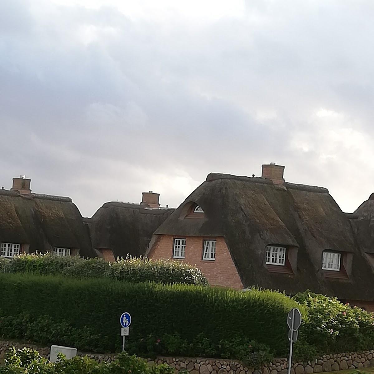 Restaurant "Hotel & Restaurant Petit-Robby" in Wenningstedt-Braderup (Sylt)