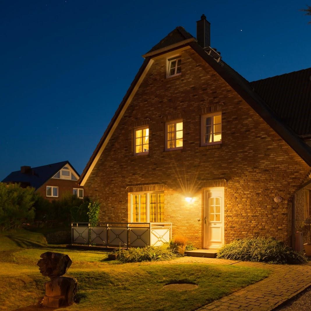 Restaurant "First-Class-Hotel garni Sylter Domizil" in Wenningstedt-Braderup (Sylt)