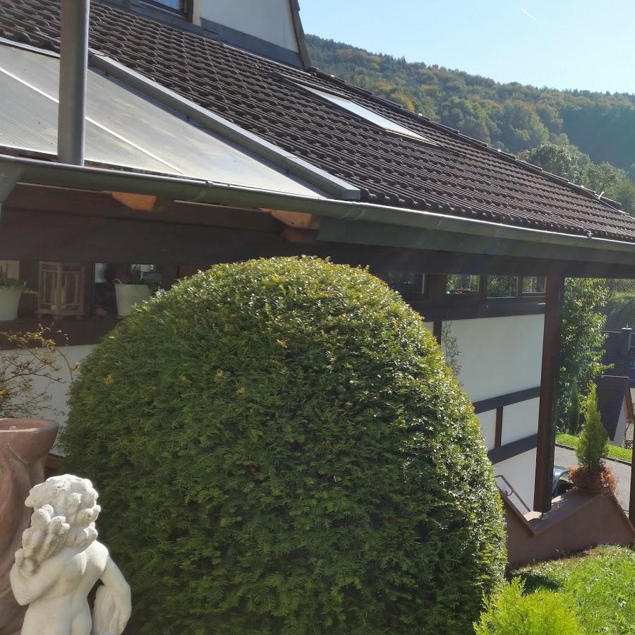 Restaurant "Pension Haus Bergfried" in Sulzbach am Main