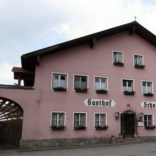 Restaurant "Roswitha Schober landwirtschaftliches Lagerhaus Gasthof" in Egglkofen