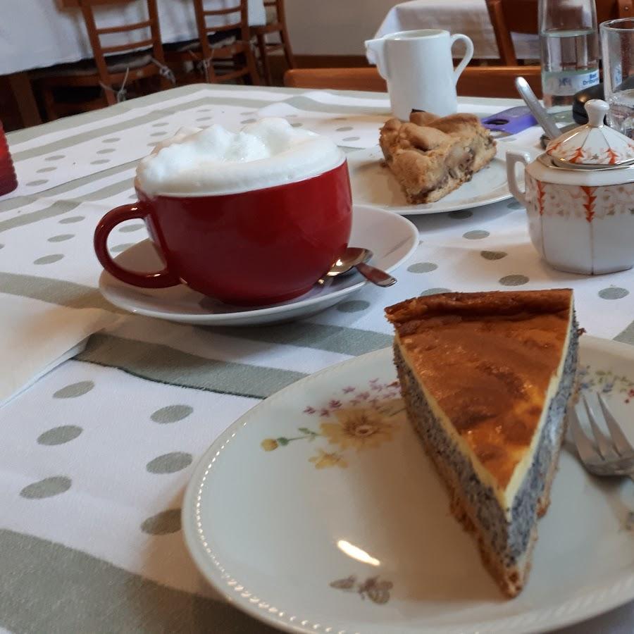 Restaurant "Café Bahnhof Fürstenwald" in Calden