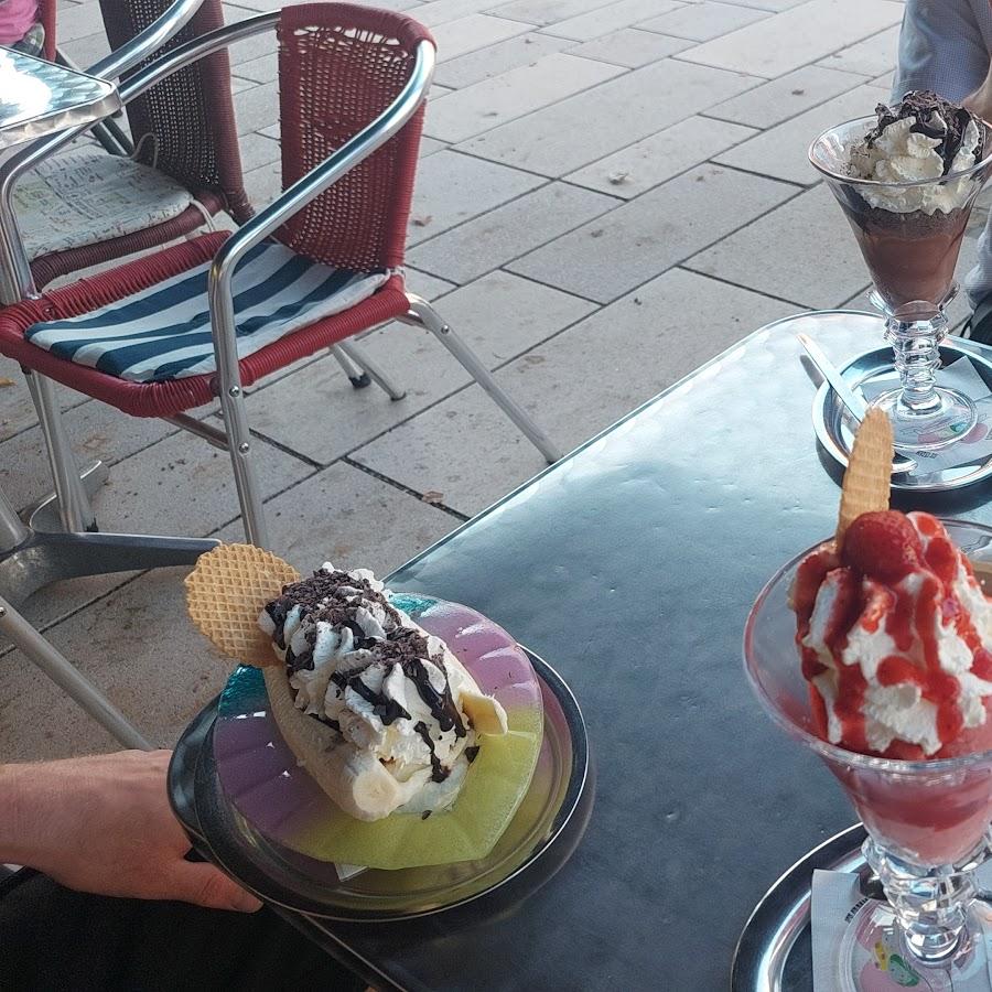 Restaurant "Eisdiele Am Markt ( Venezia )" in Lebach