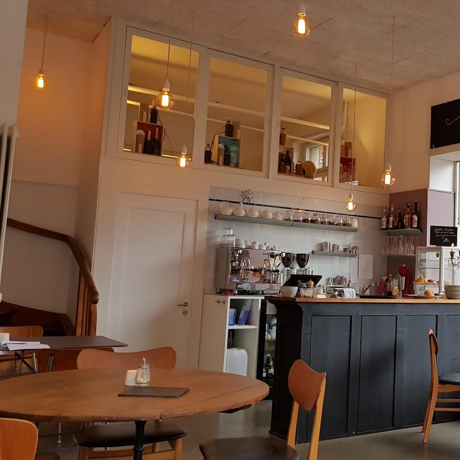 Restaurant "Smilla Café" in Basel