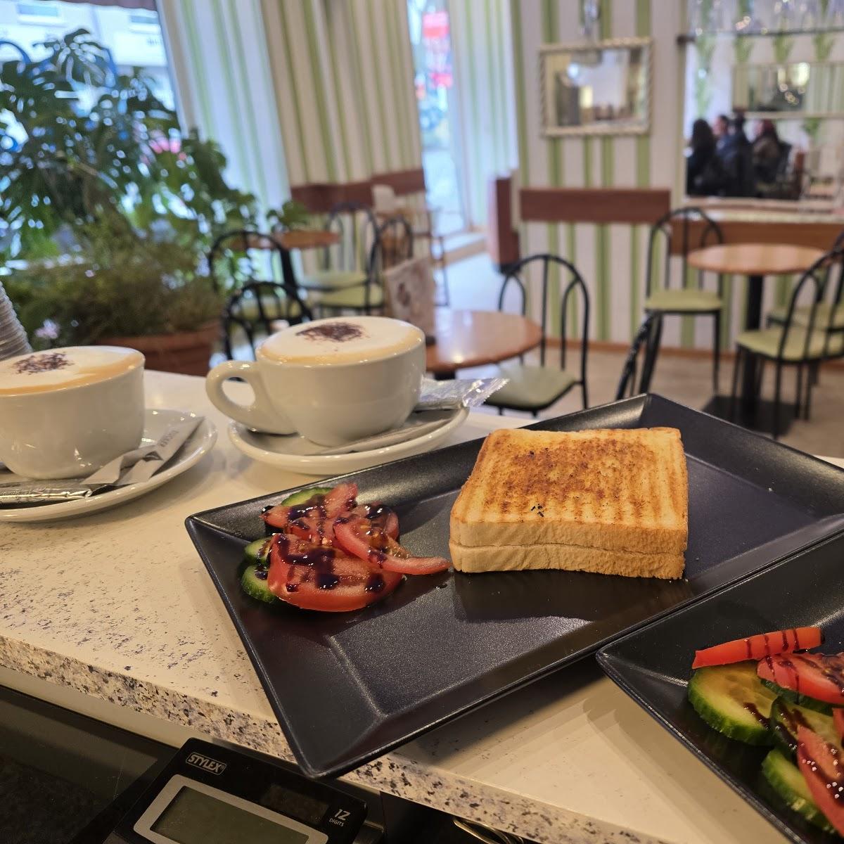 Restaurant "Eiscafé Cristallo" in Ginsheim-Gustavsburg