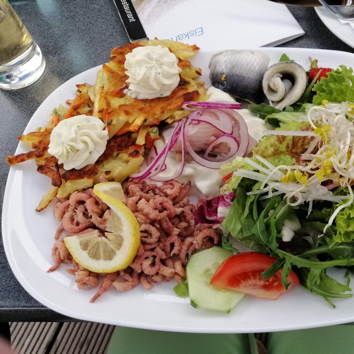 Restaurant "Strandcafé Halligblick" in Nordstrand