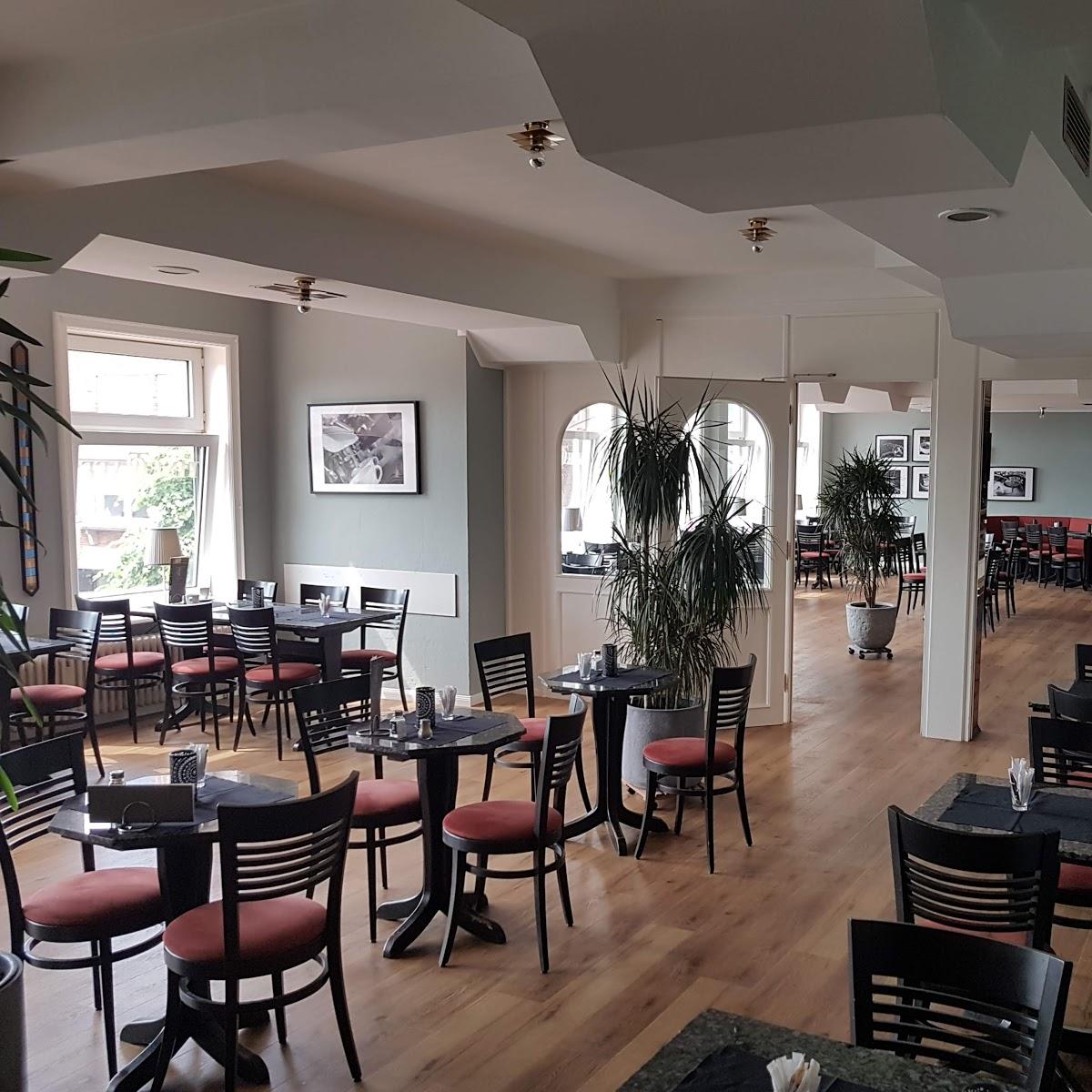 Restaurant "Tine Café" in Husum