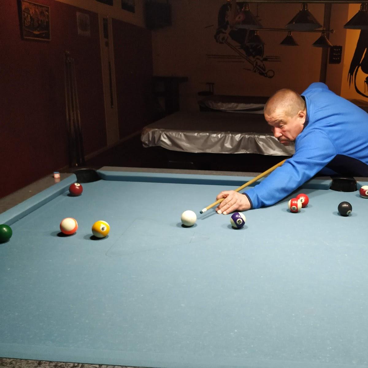 Restaurant "Billardtreff Darkest Angels" in Neustadt an der Donau