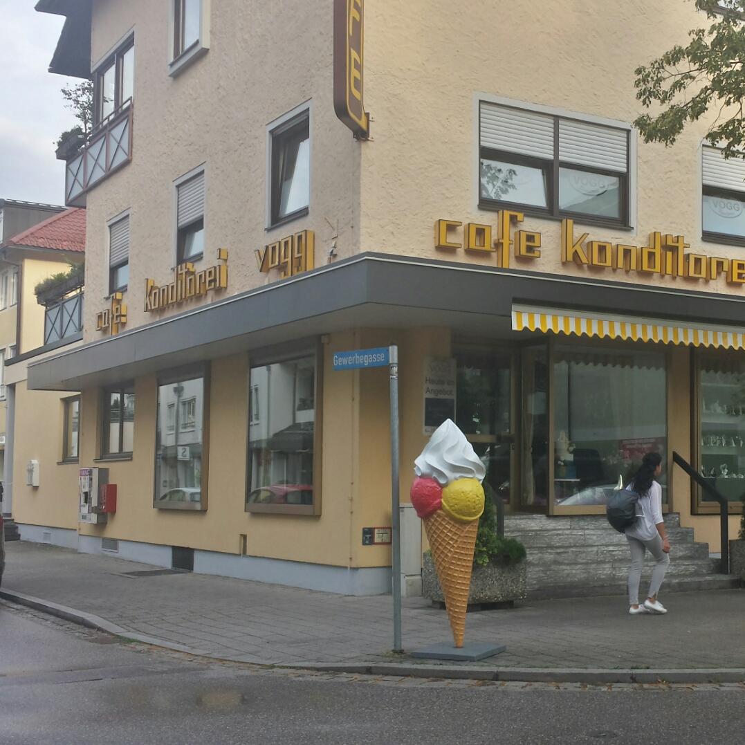 Restaurant "Cafe Vogg" in Freilassing