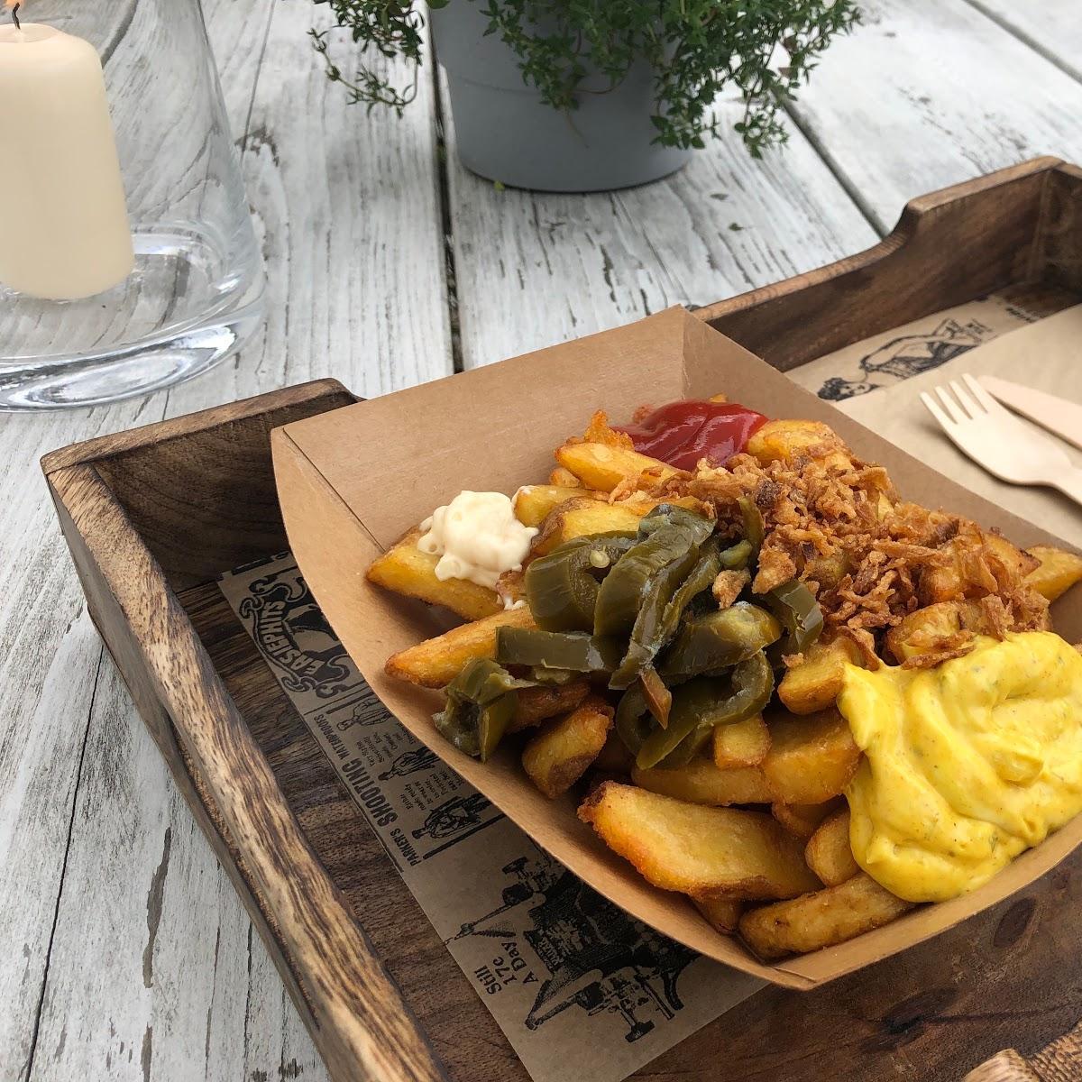 Restaurant "Foodcontainer im Garten BOJE06" in Heringsdorf