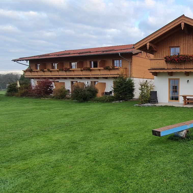 Restaurant "Pension Schweizerhaus Familie Wollgarten" in Weyarn