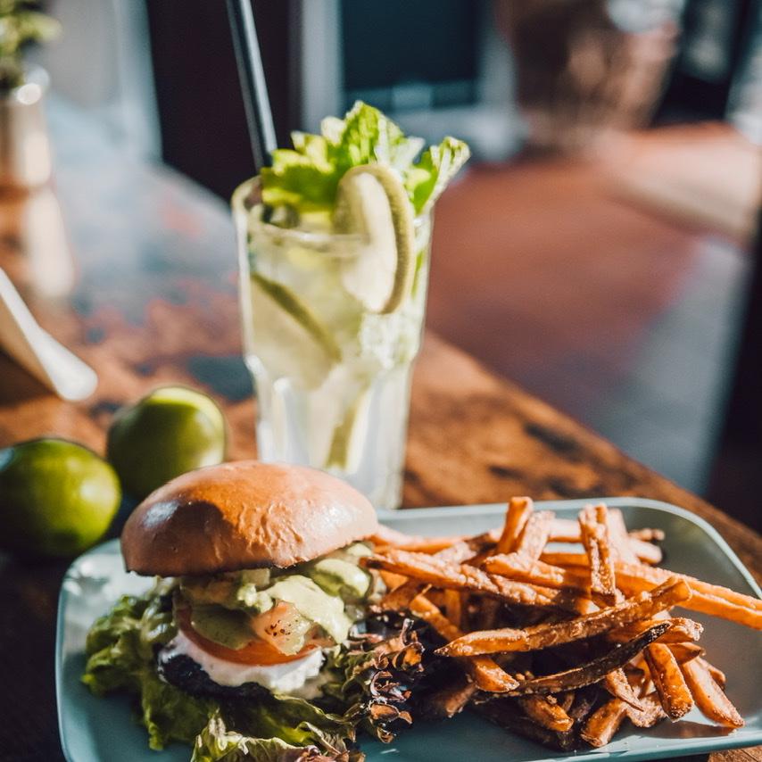 Restaurant "Beef & Beats Deli" in Hude